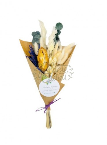 Buchet mic cu flori prezervate 1