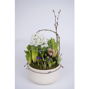 Aranjament floral de primavara 