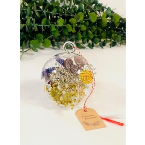 Martisor glob cu flori prezervate